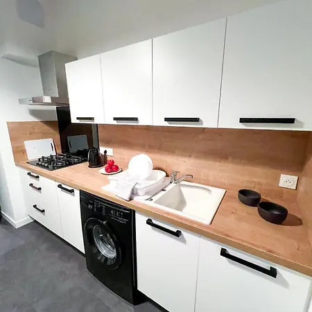 Le Jungle Chic Tres Belles Prestations & Unique, Hypercentre. Apartmán Tarbes
